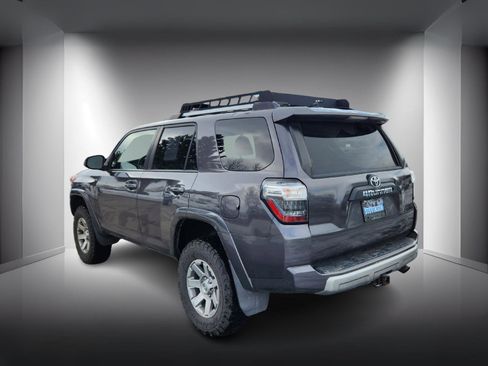 Used 2016 Toyota 4Runner Trail image 3
