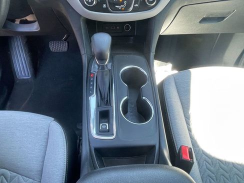 Used 2023 Chevrolet Equinox LT FWD image 21
