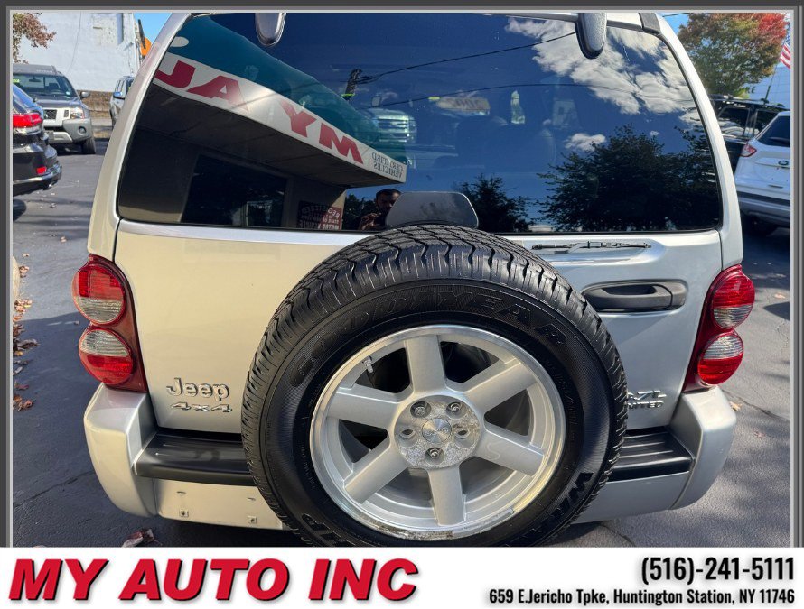 Used 2007 Jeep Liberty Limited AWD/4WD image 33
