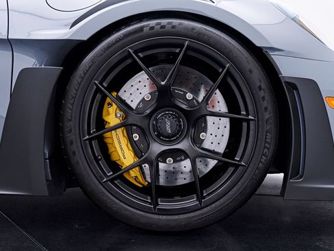 Used 2024 Porsche 911 GT3 RS w/ Weissach Package RWD image 33