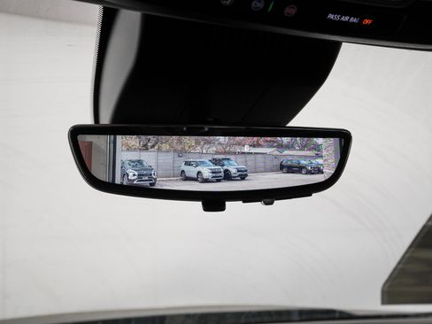 Used 2024 Chevrolet Silverado 1500 High Country w/ Technology Package image 26