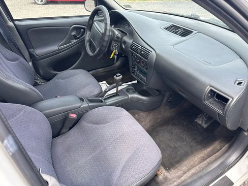 Used 1996 Chevrolet Cavalier Sedan FWD image 15