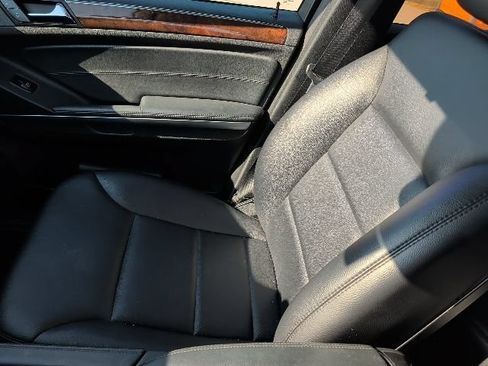 Used 2011 Mercedes-Benz ML 350 4MATIC image 23