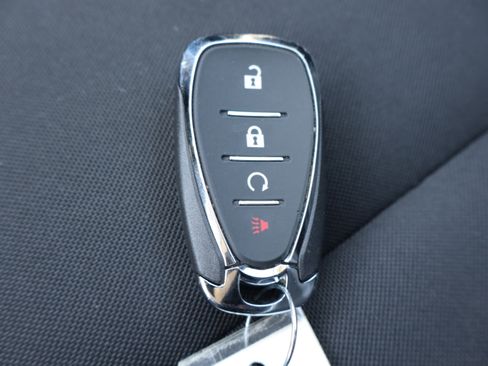 Used 2025 Chevrolet TrailBlazer LT AWD/4WD image 26
