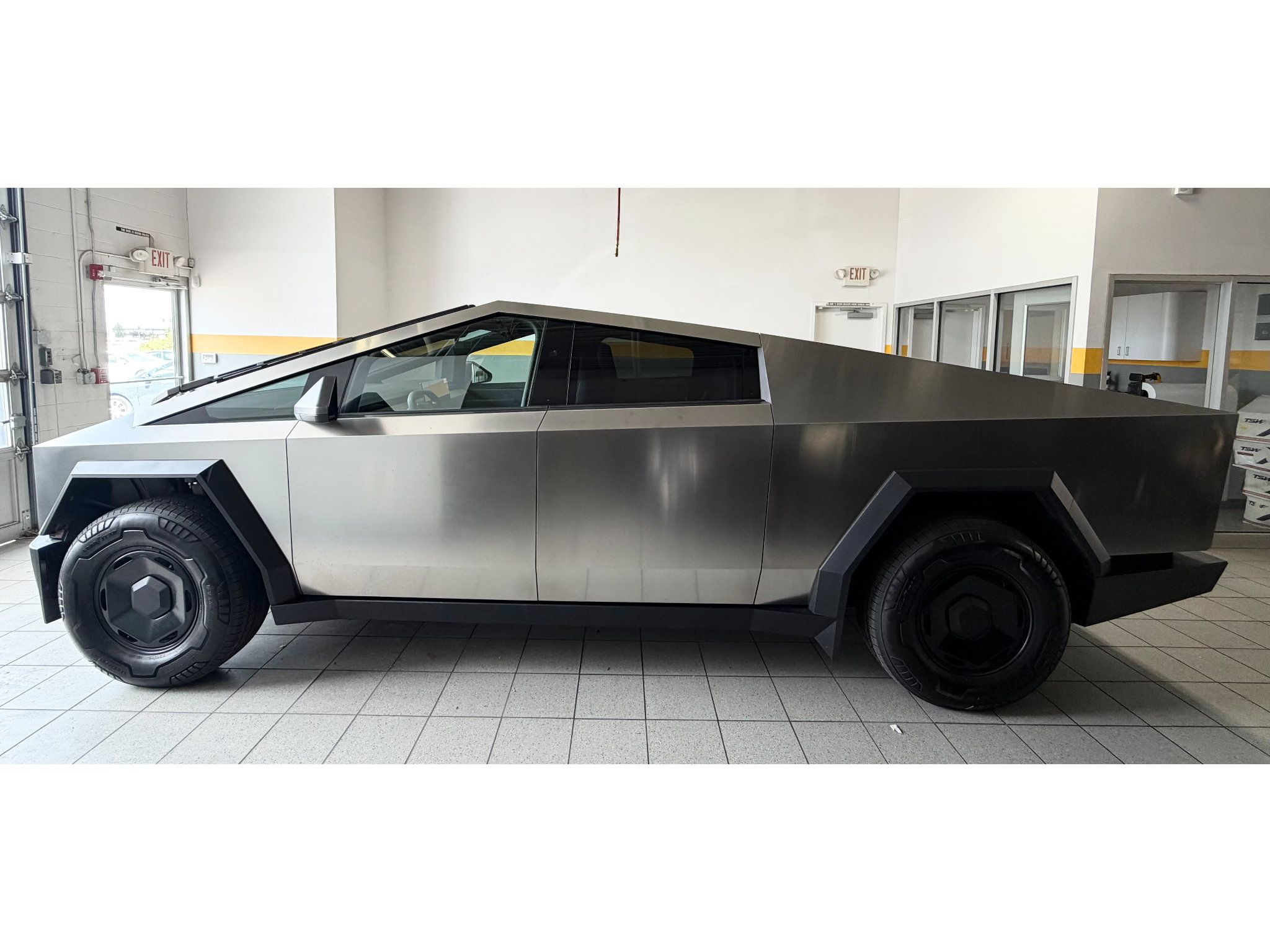 Used 2026 Tesla Cybertruck AWD Crew Cab image 13