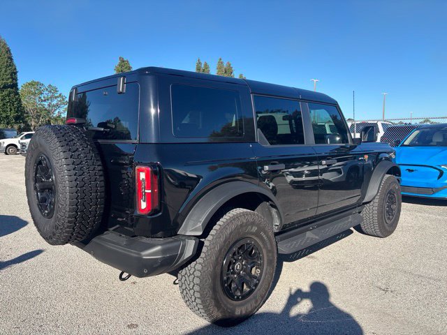 Used 2025 Ford Bronco Badlands AWD/4WD image 5