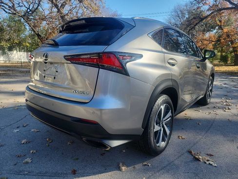 Used 2018 Lexus NX 300 FWD image 8