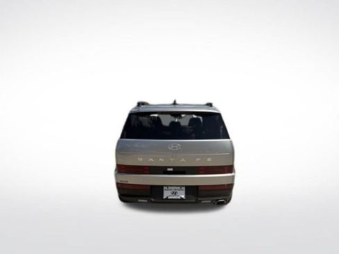 Used 2026 Hyundai Santa Fe SEL FWD image 4