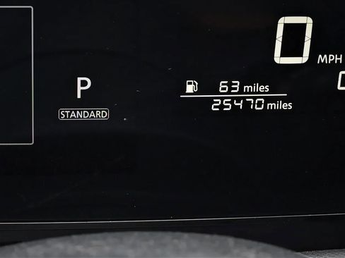 Used 2025 Nissan Kicks SV FWD image 9