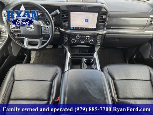 Used 2025 Ford F250 Lariat w/ Lariat Ultimate Package AWD/4WD image 18