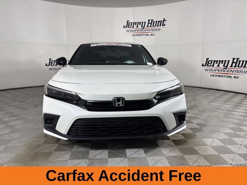 Used 2024 Honda Civic Sport image 3