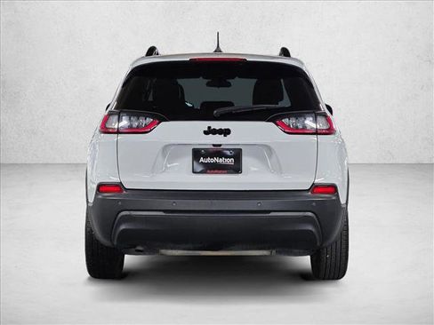 Used 2020 Jeep Cherokee Latitude Plus image 7