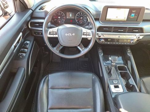 Used 2022 Kia Telluride S image 11