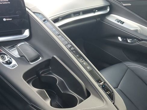 Certified 2023 Chevrolet Corvette Stingray Convertible w/ Z51 Performance Package image 32