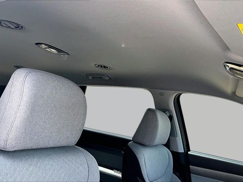 Used 2025 Hyundai Palisade SE FWD image 13