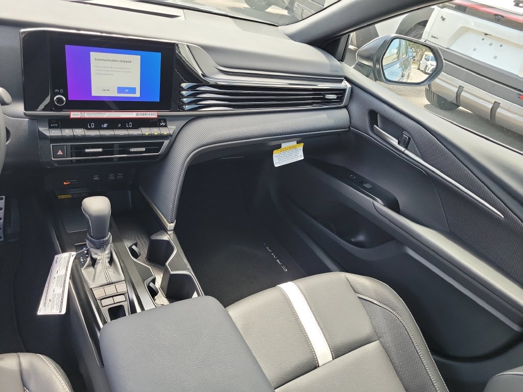 Used 2026 Toyota Camry SE w/ Convenience Package FWD image 28