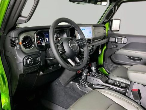New 2026 Jeep Gladiator Mojave AWD/4WD image 7