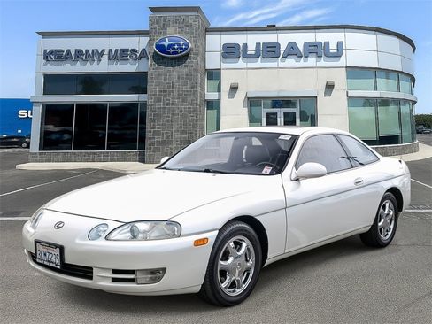 Used 1995 Lexus SC 300 Coupe image 3