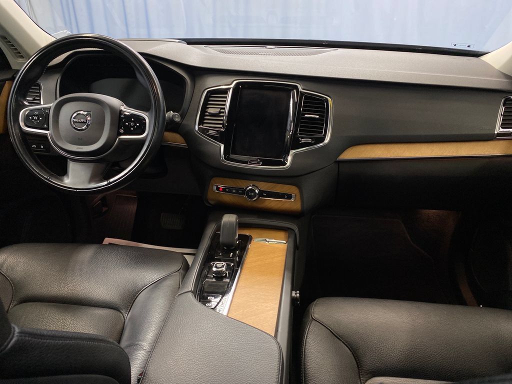 Used 2022 Volvo XC90 T8 Inscription Expression w/ Advanced Package AWD/4WD image 39