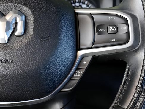 Used 2021 RAM 1500 Big Horn image 24