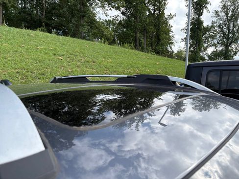 Certified 2023 Subaru Outback Touring AWD/4WD image 9