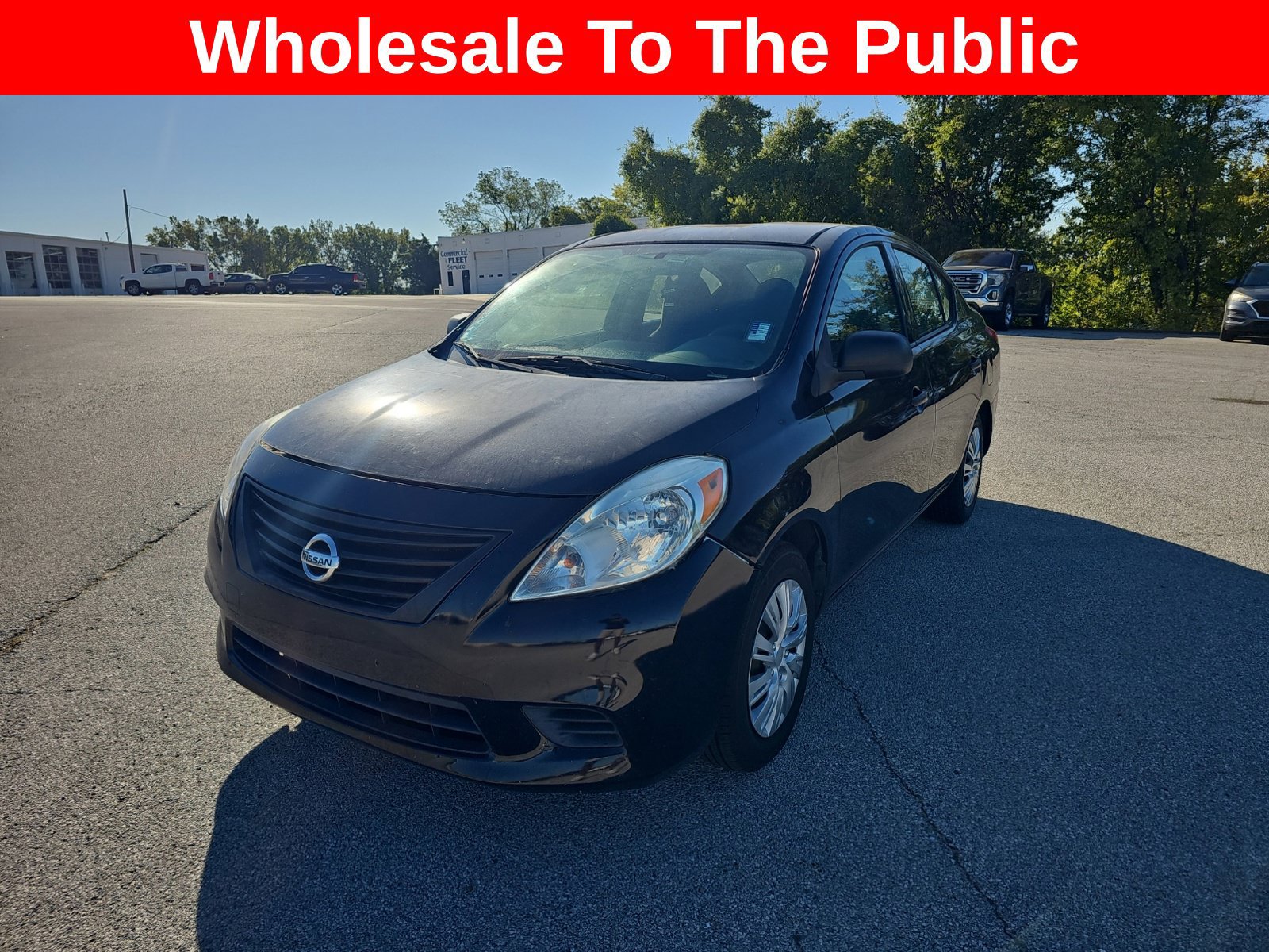 Used 2014 Nissan Versa S FWD image 6