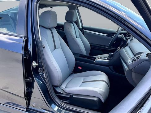 Used 2018 Honda Civic EX image 9