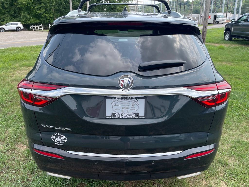 Used 2021 Buick Enclave Essence FWD image 6