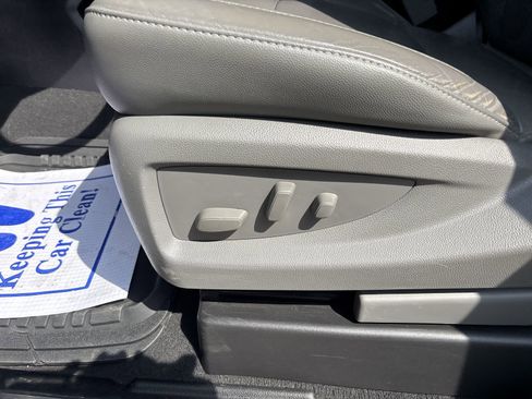 Used 2019 Chevrolet Tahoe LT AWD/4WD image 14