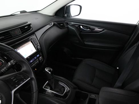 Used 2017 Nissan Rogue Sport SL AWD/4WD image 18
