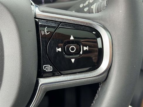 Certified 2024 Volvo XC90 B5 Plus w/ Protection Package Premier image 20