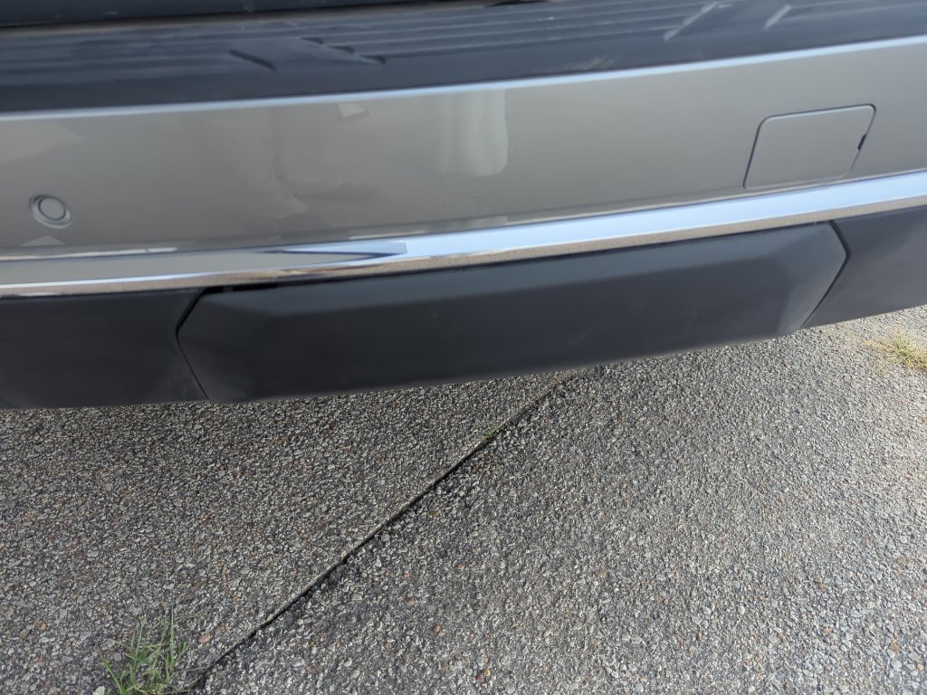 Certified 2026 Chevrolet Suburban Premier AWD/4WD image 11