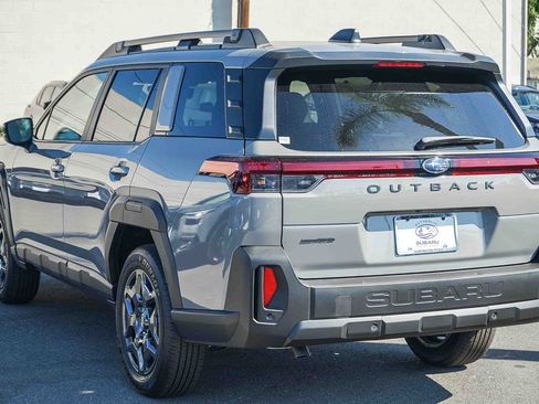 Used 2026 Subaru Outback Premium AWD/4WD image 6