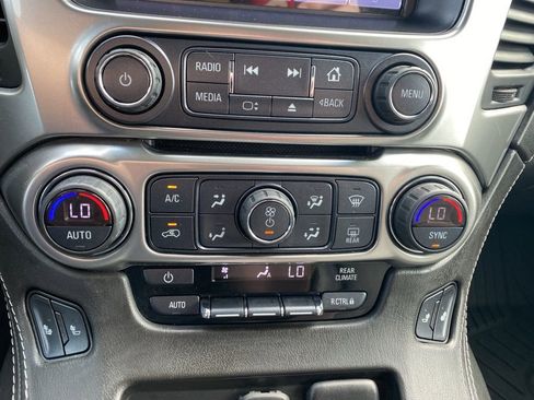 Used 2019 Chevrolet Tahoe LT RWD image 25