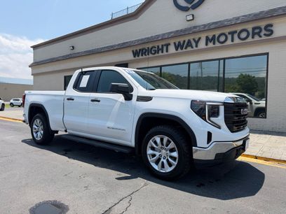 Used 2024 GMC Sierra 1500 Pro w/ Pro Value Package