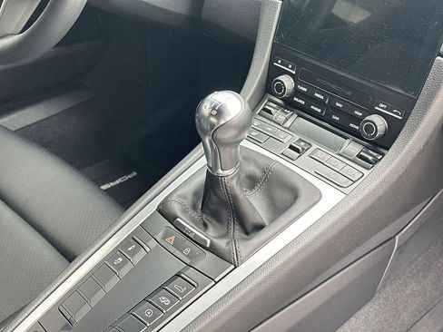 Used 2024 Porsche 718 Cayman image 22