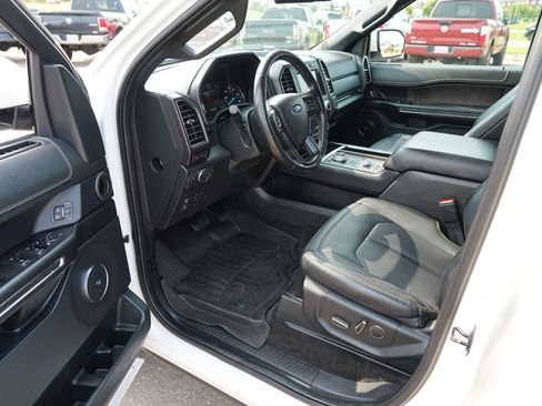 Used 2020 Ford Expedition Limited AWD/4WD image 13
