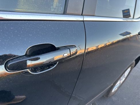 Used 2024 Chevrolet Equinox LT image 18