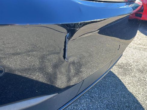 Used 2018 Chevrolet Tahoe LT w/ Luxury Package image 16