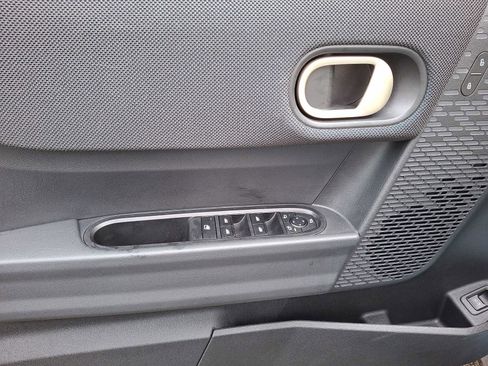 Certified 2025 MINI Cooper S image 9