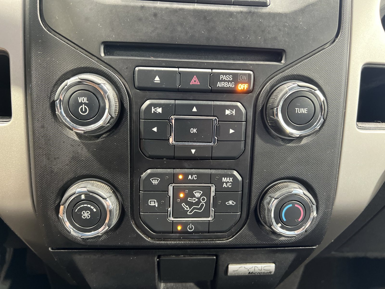 Used 2013 Ford F150 XLT w/ XLT Chrome Pkg AWD/4WD image 17