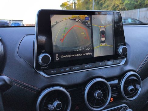 Used 2021 Nissan Sentra SR w/ SR Premium Package image 13