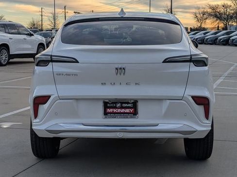 New 2026 Buick Envista Avenir image 5