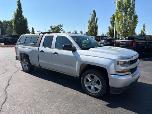 Used 2016 Chevrolet Silverado 1500 Custom w/ Custom Convenience Package AWD/4WD image 5