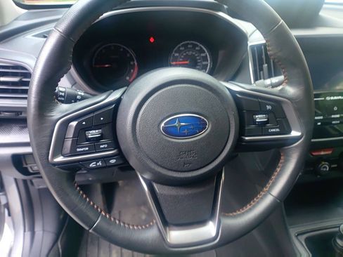 Used 2018 Subaru Crosstrek 2.0i Premium AWD/4WD image 12