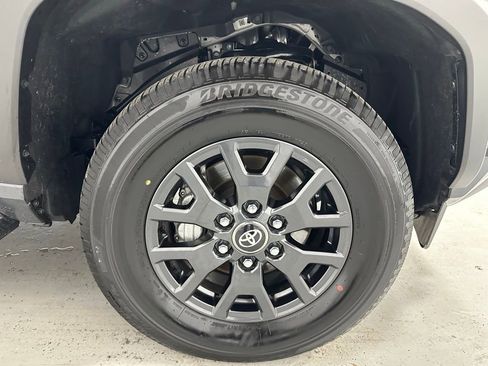 Used 2025 Toyota 4Runner SR5 image 61