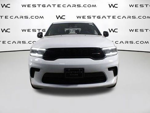 Used 2024 Dodge Durango GT image 2