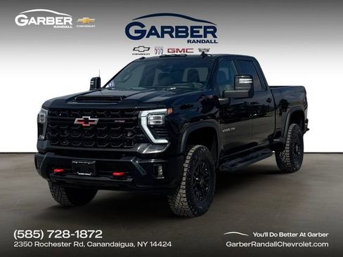 Used 2024 Chevrolet Silverado 2500 ZR2 w/ Technology Package AWD/4WD image 1