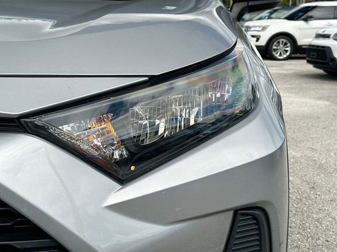 Used 2022 Toyota RAV4 LE image 7