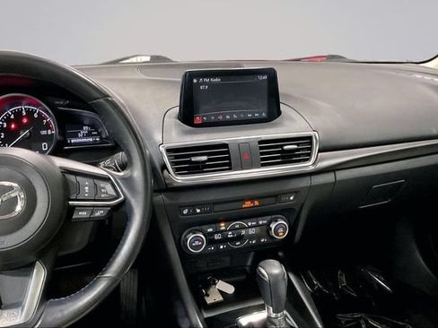 Used 2018 MAZDA MAZDA3 Grand Touring w/ Premium Equipment Package FWD image 6
